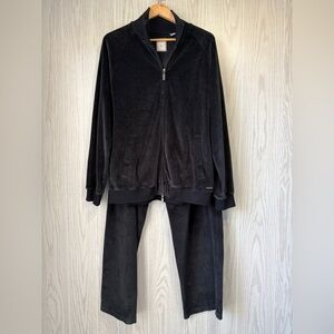 American Essentials New York Velour Lounge Set Size: Large